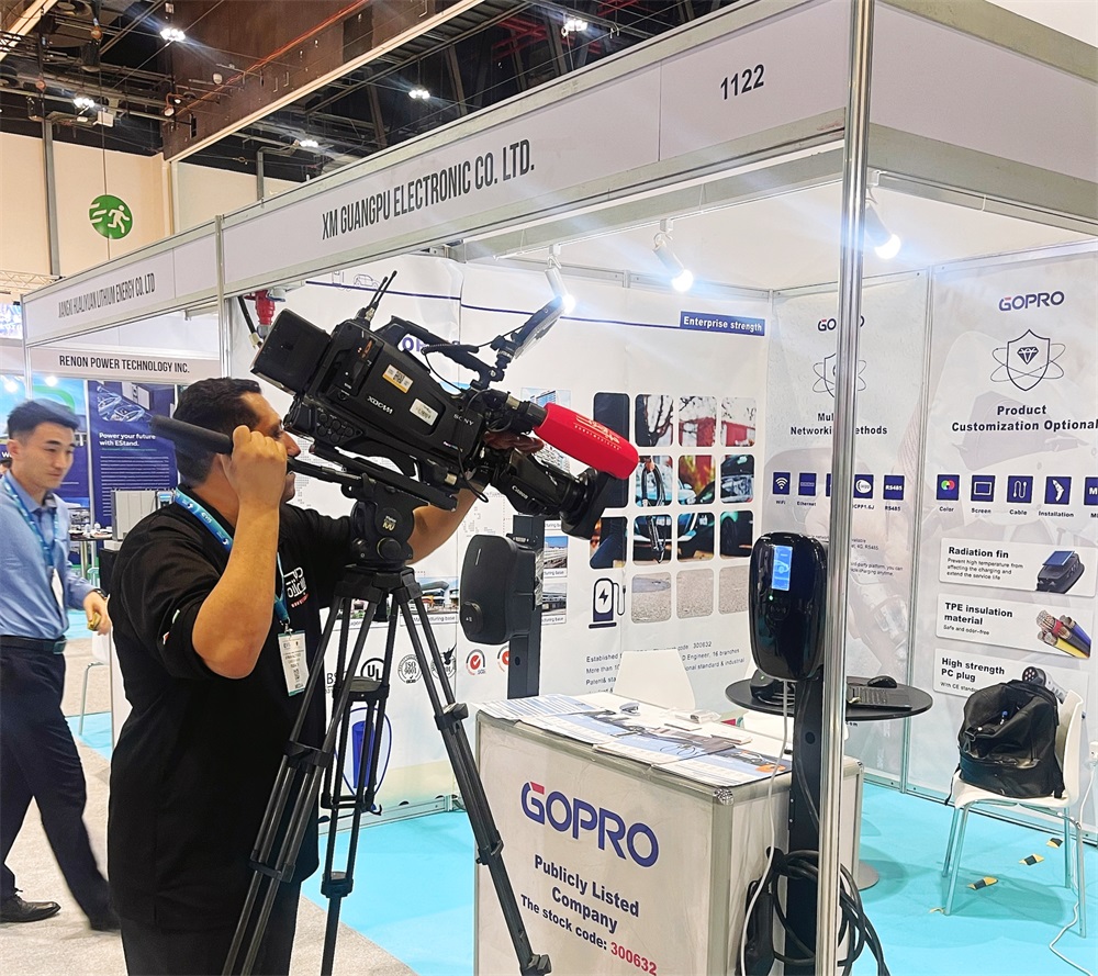 1717040836250496.jpg 1716369155157879.jpg